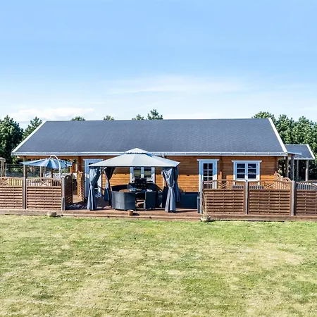 Vicktoria - 1-5km From The Sea In Lolland- Falster And Mon By Interhome Feriehus Bøtø By